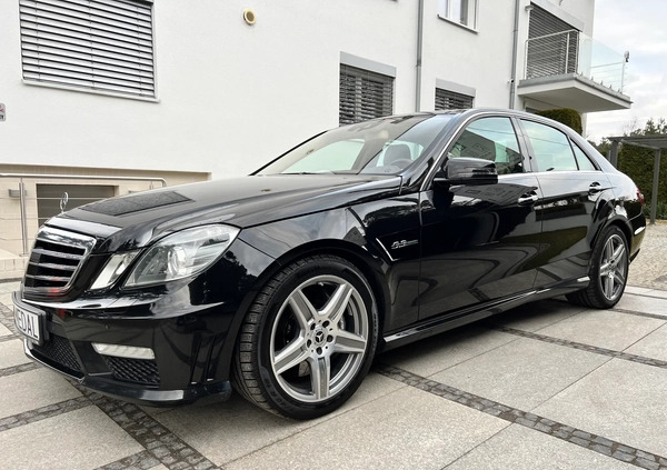 Mercedes-Benz Klasa E cena 170000 przebieg: 112000, rok produkcji 2010 z Toruń małe 92